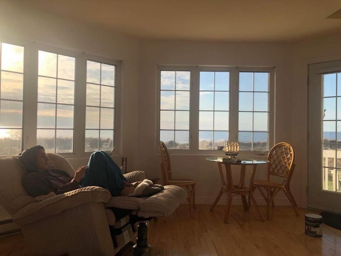 Le Phare Des Dunes Tracadie Exteriör bild