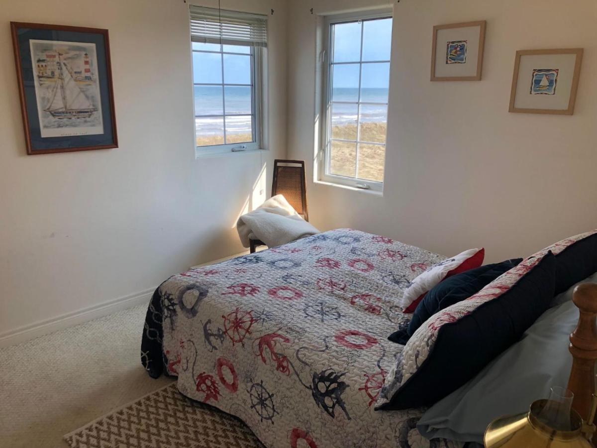 Le Phare Des Dunes Tracadie Exteriör bild